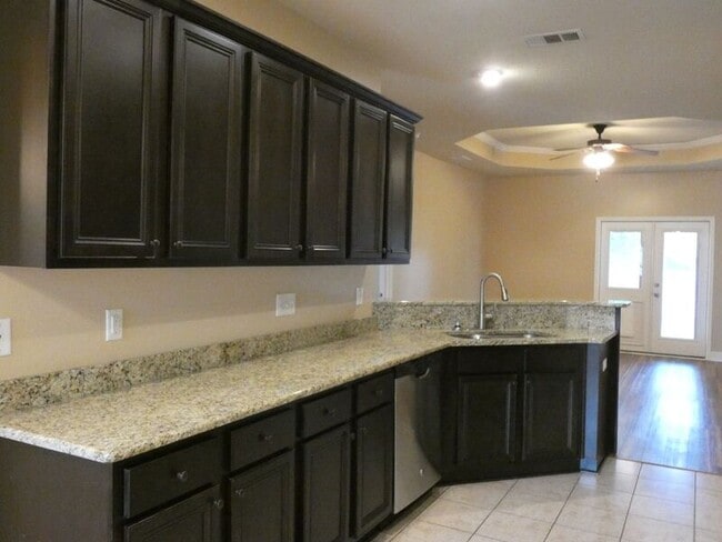 Photo - 5957 Palermo Dr