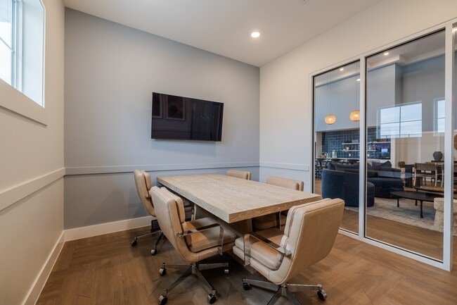 Photo - Madison Midtown