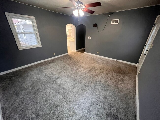 Photo - 2 bedroom home in Boone, fenced in yard, great for families!