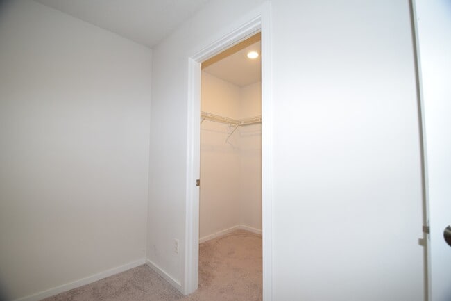 Photo - 935 N 19th Ave