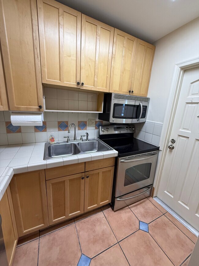 Photo - 1535 SE 15th St Unit 303 - Harborview Condominium