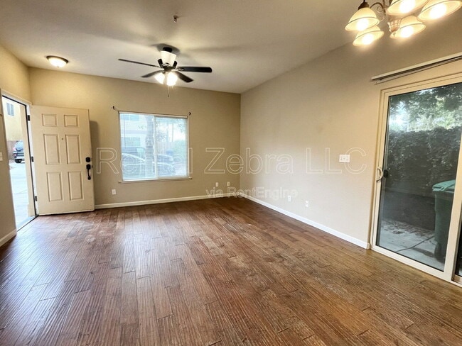 Photo - 308 Olive Way