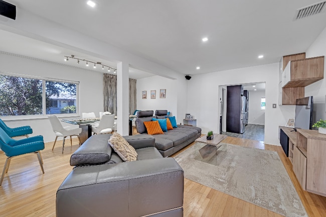 Photo - 2247 Taft St