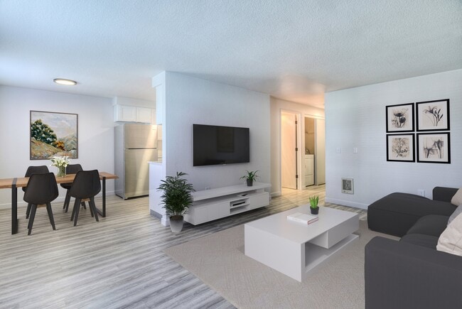 Photo - Oasis at 2600