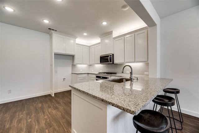 Photo - 208 Venice Ave