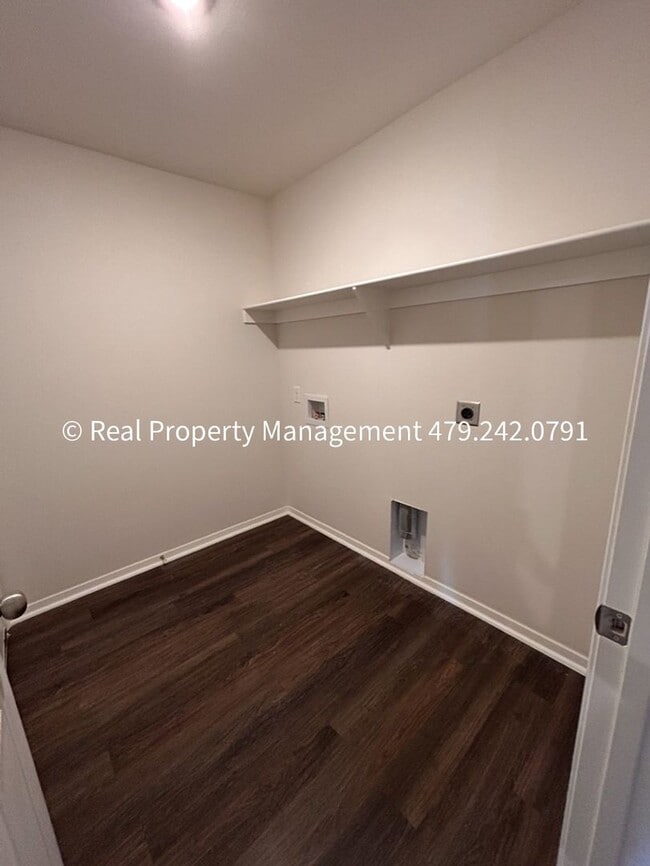 Photo - 10640 Cedar Wy