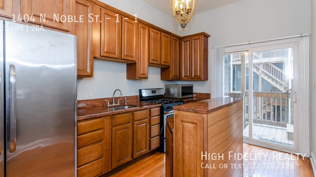 Photo - 1404 N Noble St Unidad 1