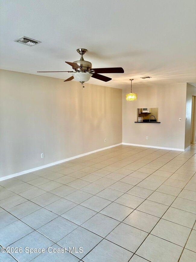 Photo - 335 Paradise Blvd