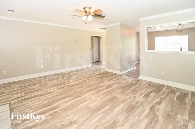 Photo - 4190 Ivydale Ave SW