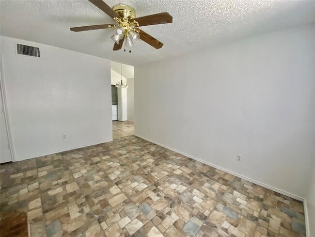 Photo - 113 Myers Dr
