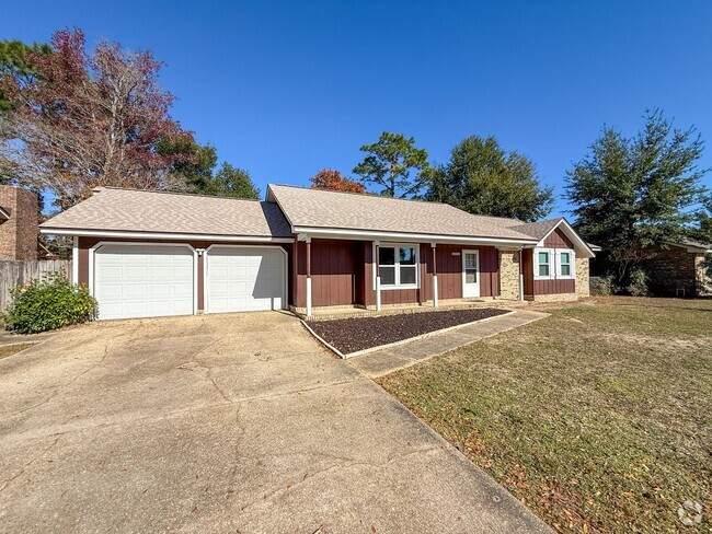 Building Photo - 3 Bedroom 2 Bath Home in Scenic Heights Fo...