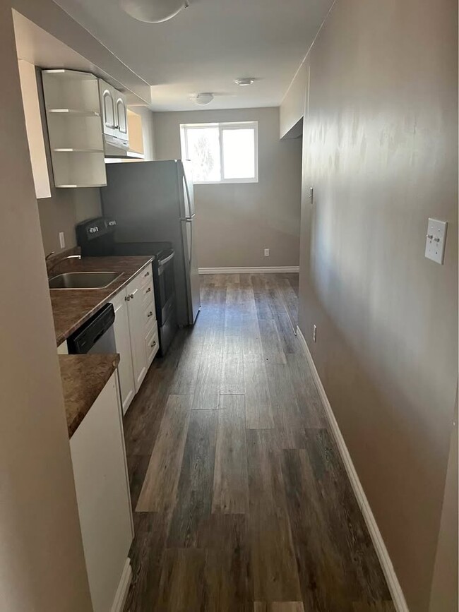 Building Photo - 222 Church St Unit C