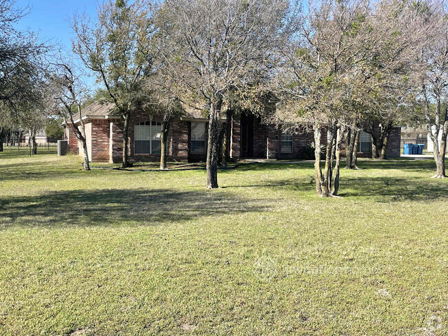 Building Photo - 107 Silver Ridge Ln Rental