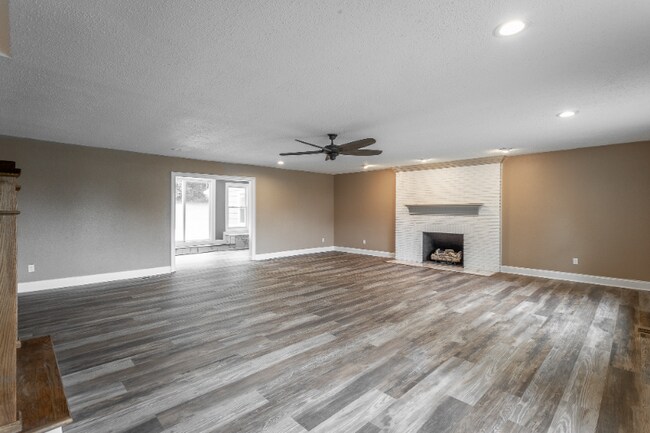 Photo - 2134 Morris Hill Rd House