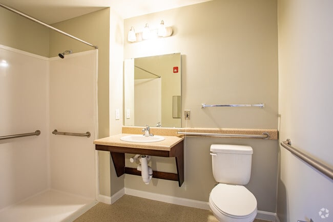 3BR, 2BA