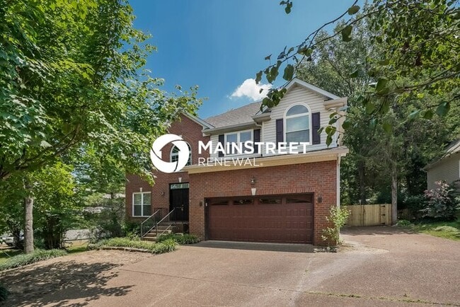Building Photo - 4 Bedroom Pet-Friendly Home in Mount Juliet, TN with Main Street Renewal