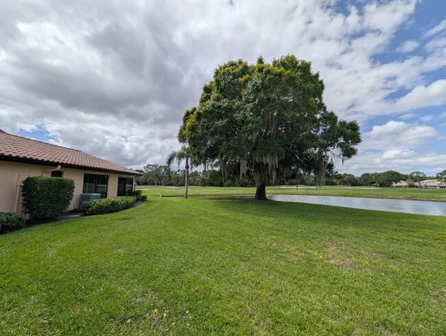 Photo - 3744 SW Quail Meadow Trail Unit E