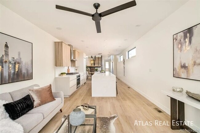 Photo - 3416 Lawrence St