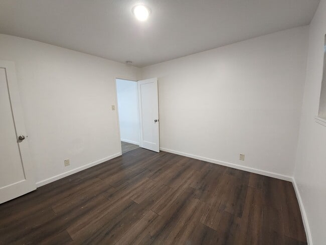 Photo - 5630 53rd St Unidad #3