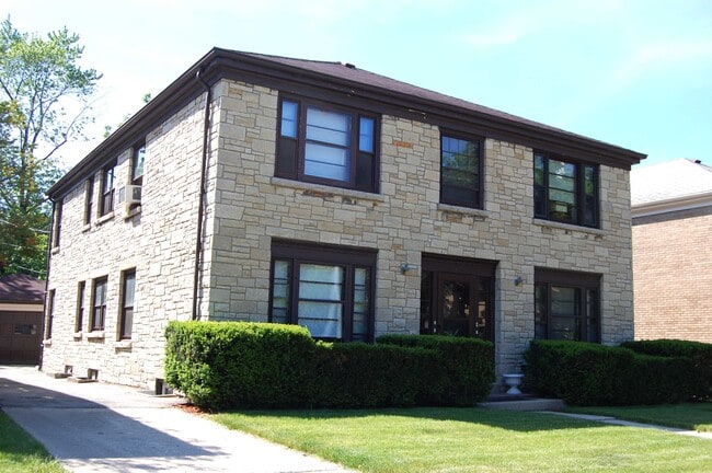 Photo - 933 Glenview Ave Unidad #3