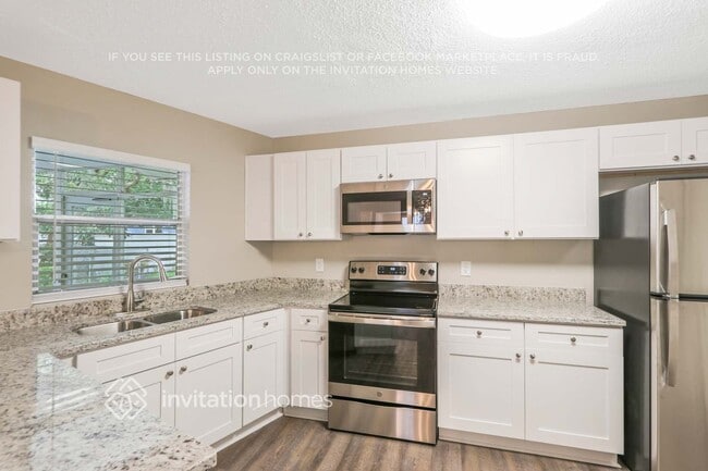 Photo - 8814 Elm Leaf Ct