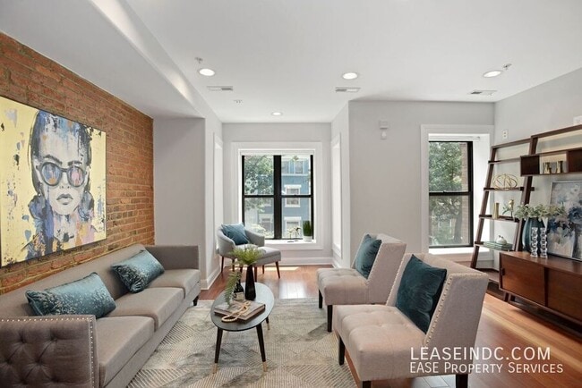 Photo - 1725 Euclid St NW Apartamento Unidad #3