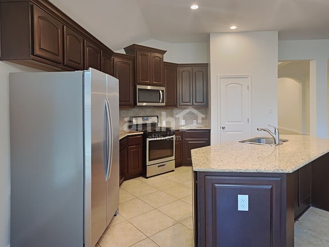 Photo - 2515 Pioneer Oaks Dr