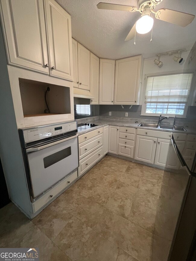 Photo - 6570 Jones Rd
