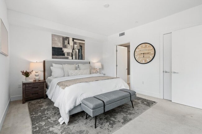 Building Photo - 1101 W El Camino Real Unit 225