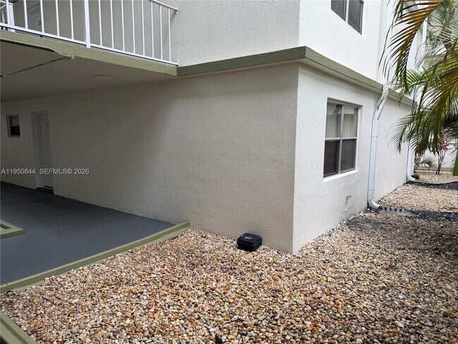 Photo - 4235 N University Dr Unit 107