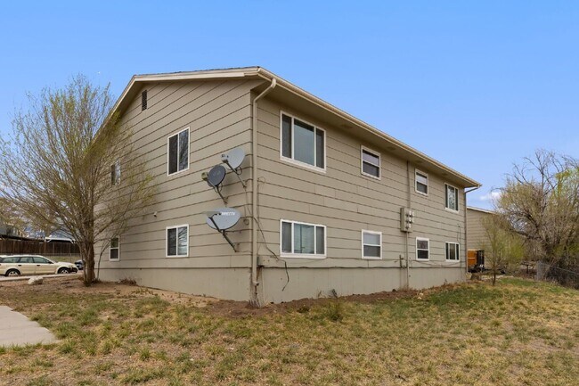 Photo - 1163 Cree Dr Unit 3