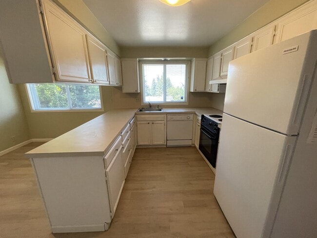 Photo - 1710 Graham Dr Unit 1710