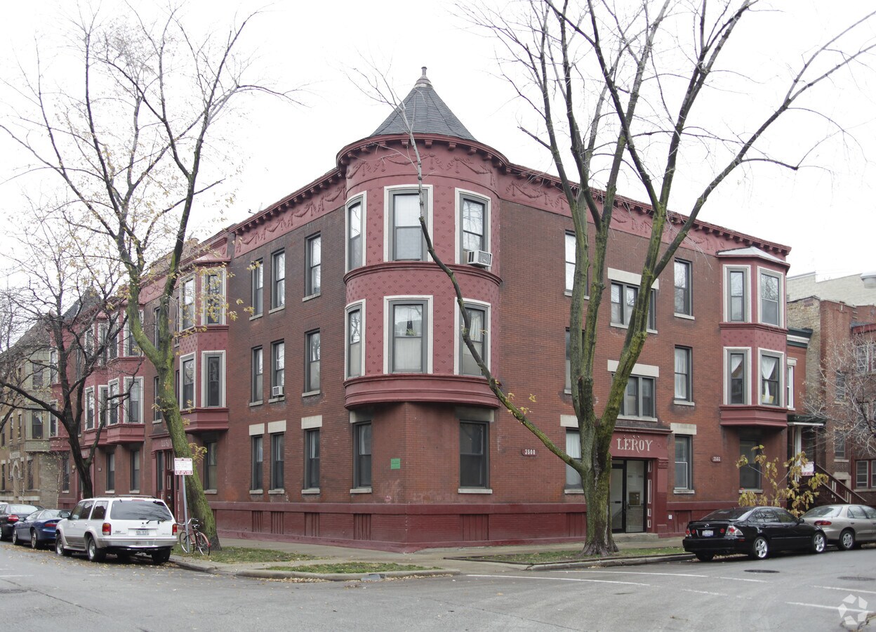 Photo - 3500 N Reta Ave Apartments