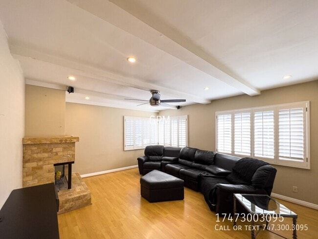 Photo - 3443 Burritt Way