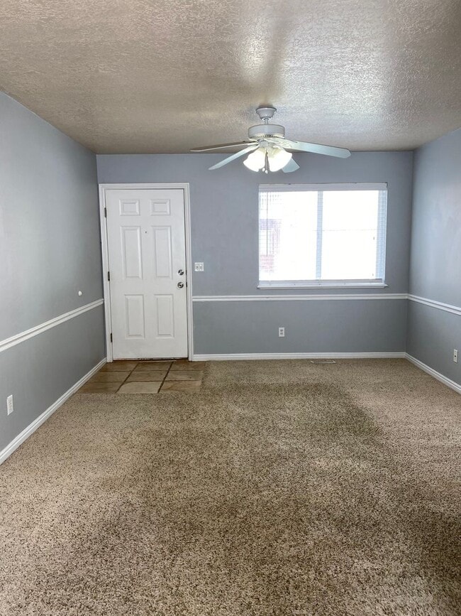 Photo - 2 Bed 1 Bath Brentwood Condo