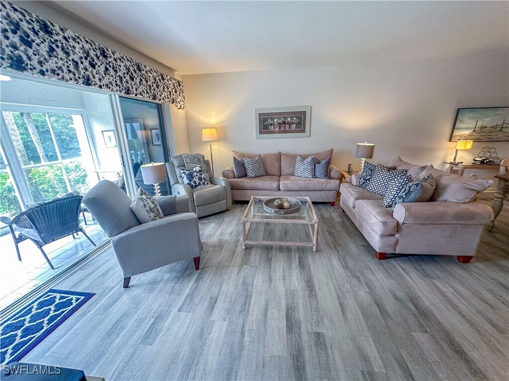 Photo - 4240 Lake Forest Dr Unidad 413