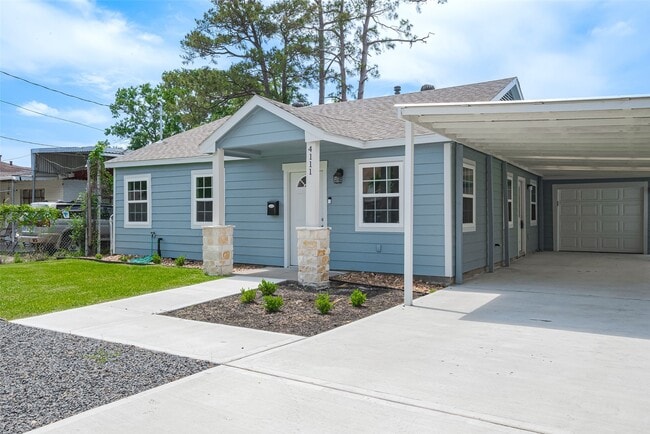 Building Photo - 4111 Beggs St