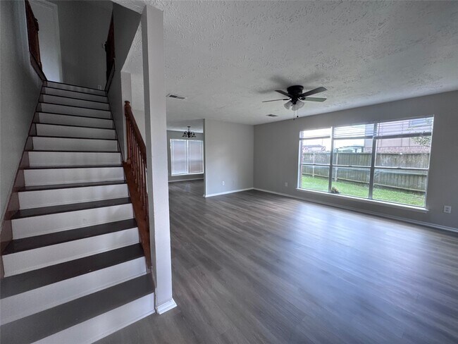 Photo - 12303 Glenmeadow Dr