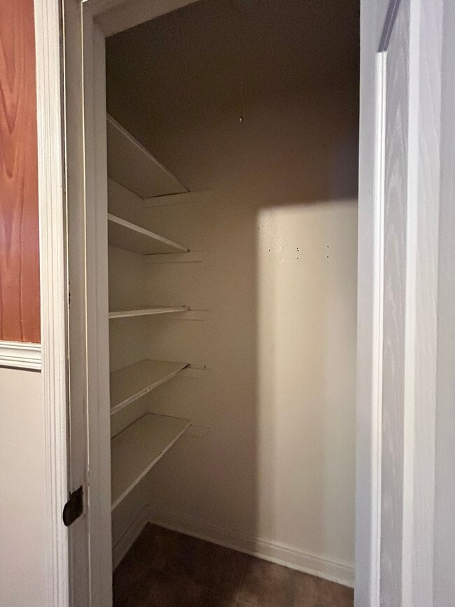 Photo - 816 W 14th Ave