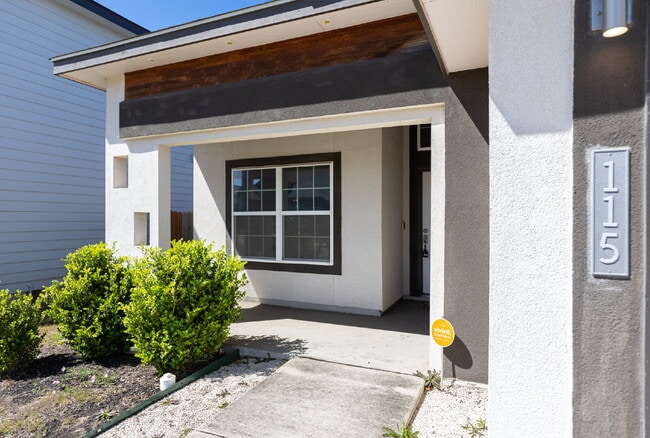 Photo - 115 Katy Post