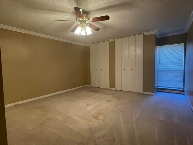 Master Bedroom - 493 Canberra Dr Unit 493
