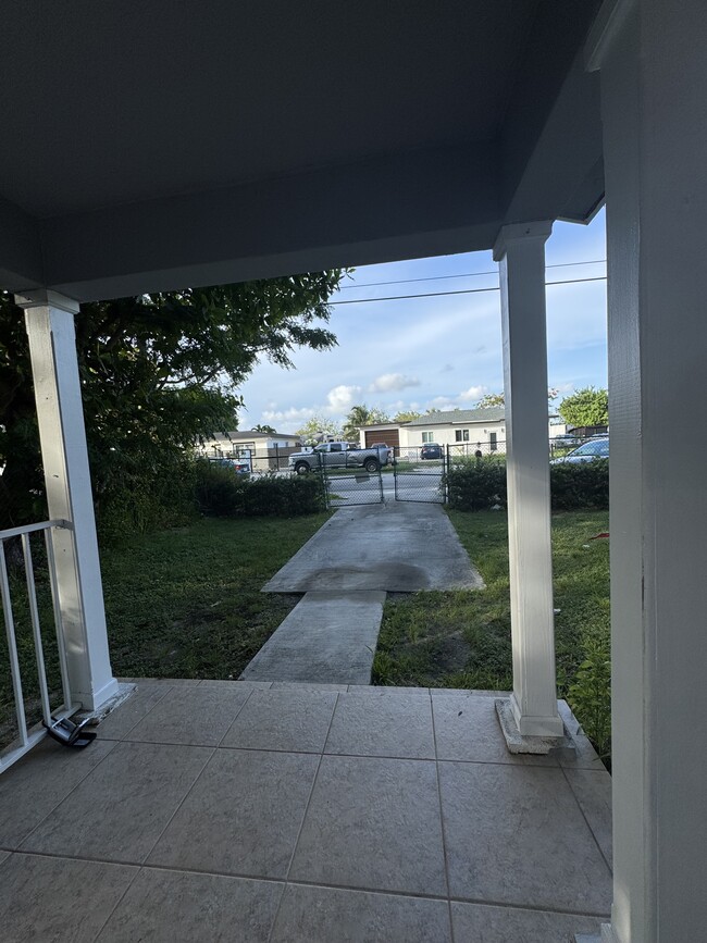 Photo - 22250 Miami Ave