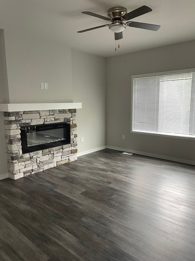 Photo - Coming Soon!  3 bedroom 3 bathroom Single-Family Home in Urbandale, IA