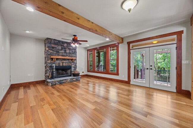 Photo - 2171 Briarwood Cir