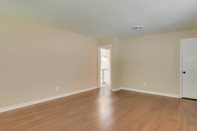 Photo - 2216 Walden Dr