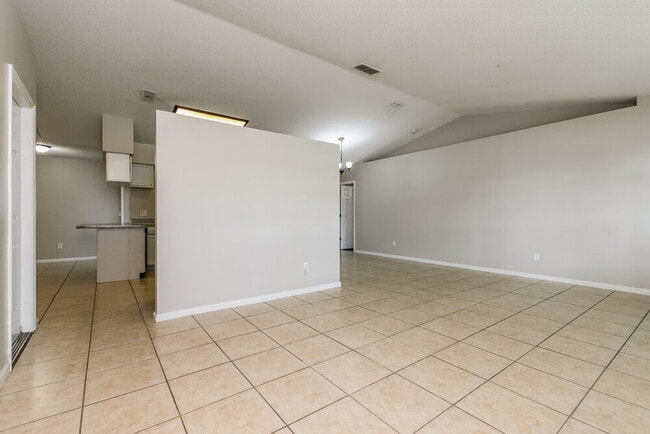 Photo - 115 Pine Top Ln