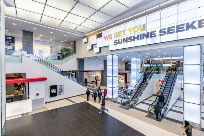 Photo - Yonge Eglinton Apartments – Duplex