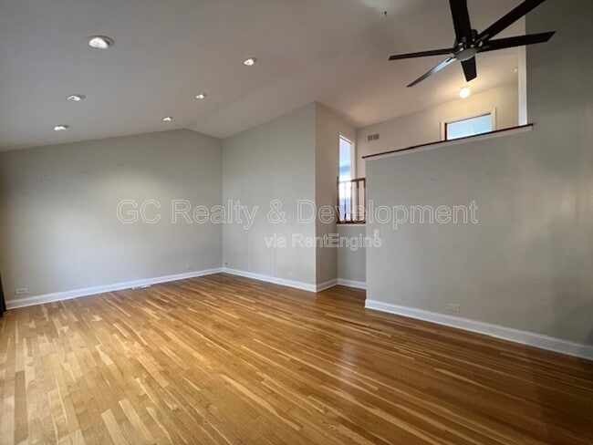 Photo - 8931 N Merrill St