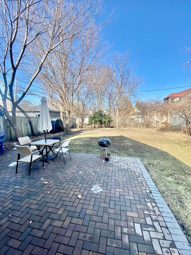 Photo - 1511 Greenleaf St