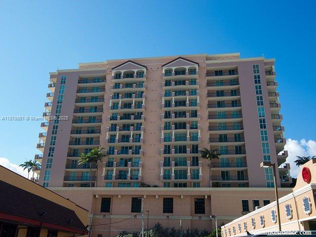 Building Photo - 17555 Atlantic Blvd Unit 807 Rental